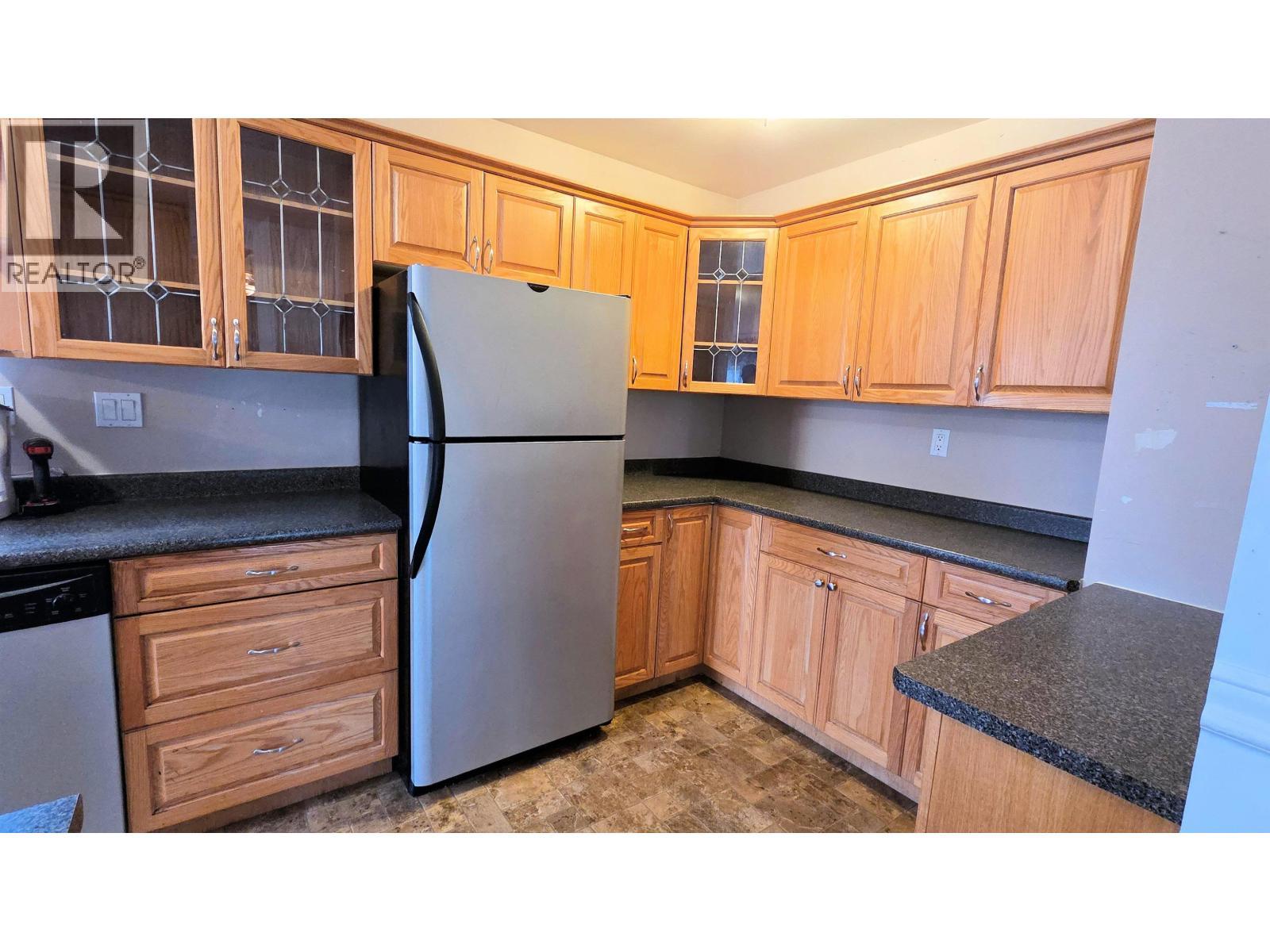2895 Pearson Road, Houston, BC - Indoor Photo Showing Kitchen