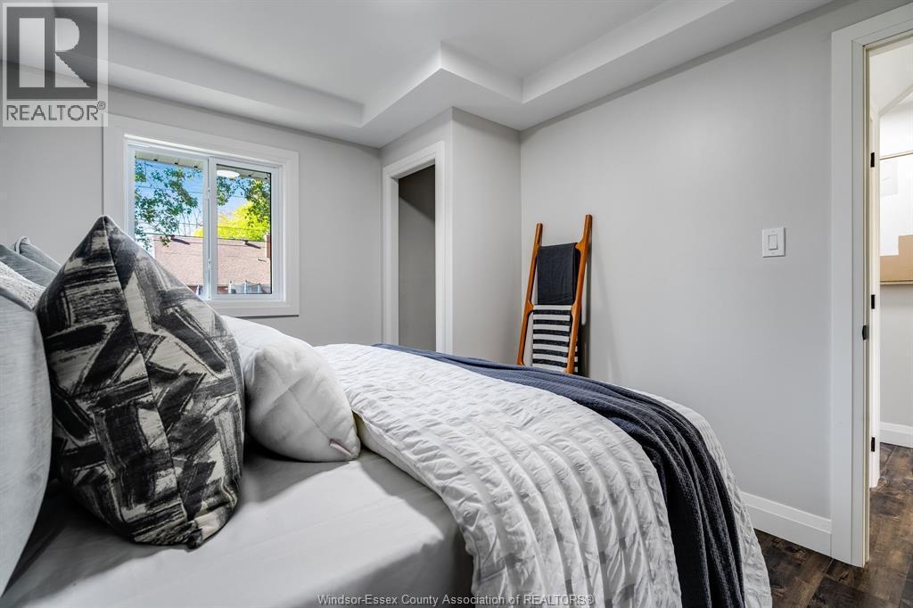 1451 Olive, Windsor, ON - Indoor Photo Showing Bedroom