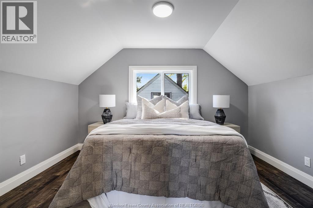 1451 Olive, Windsor, ON - Indoor Photo Showing Bedroom