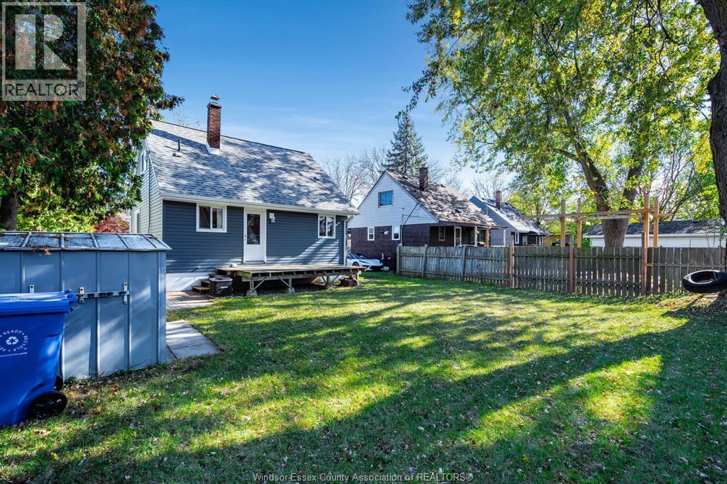 1451 Olive, Windsor, ON - Outdoor