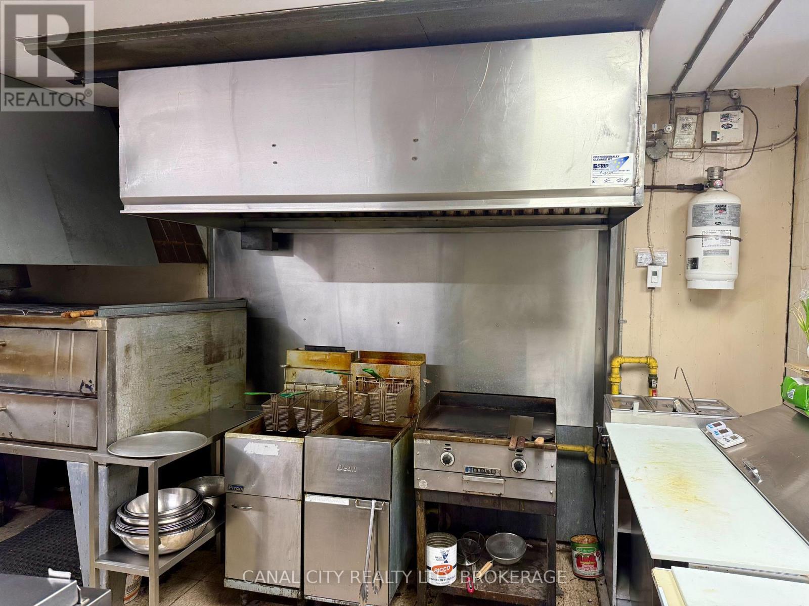 32 Front Street N, Thorold (Thorold Downtown), ON