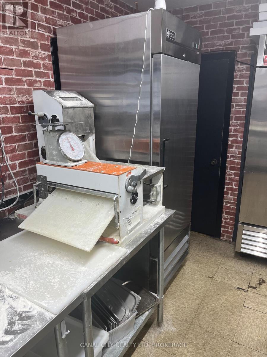 32 Front Street N, Thorold (Thorold Downtown), ON