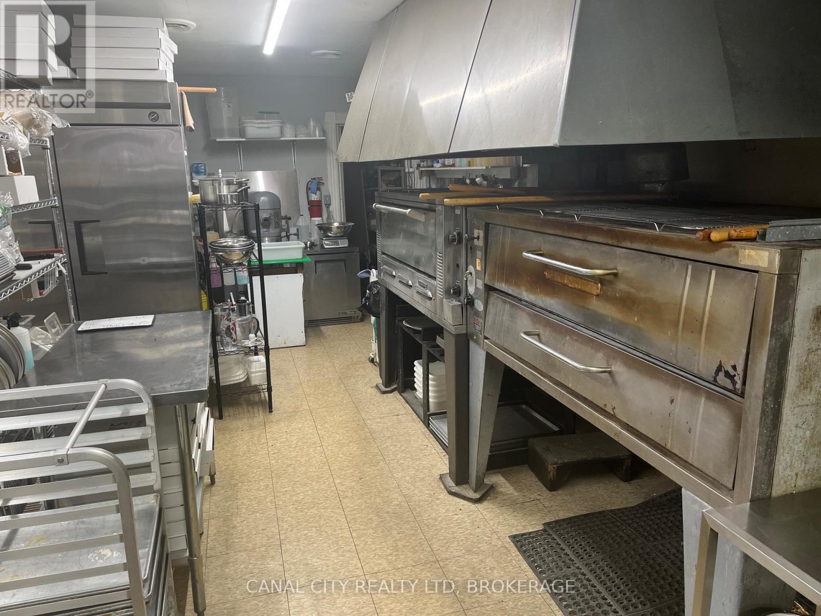 32 Front Street N, Thorold (Thorold Downtown), ON