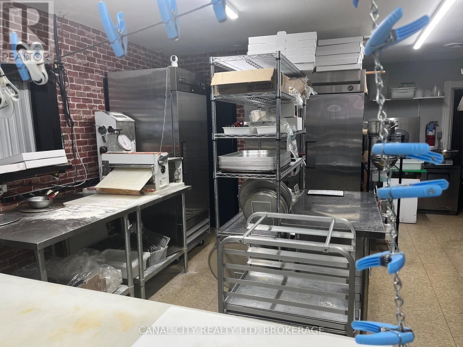 32 Front Street N, Thorold (Thorold Downtown), ON