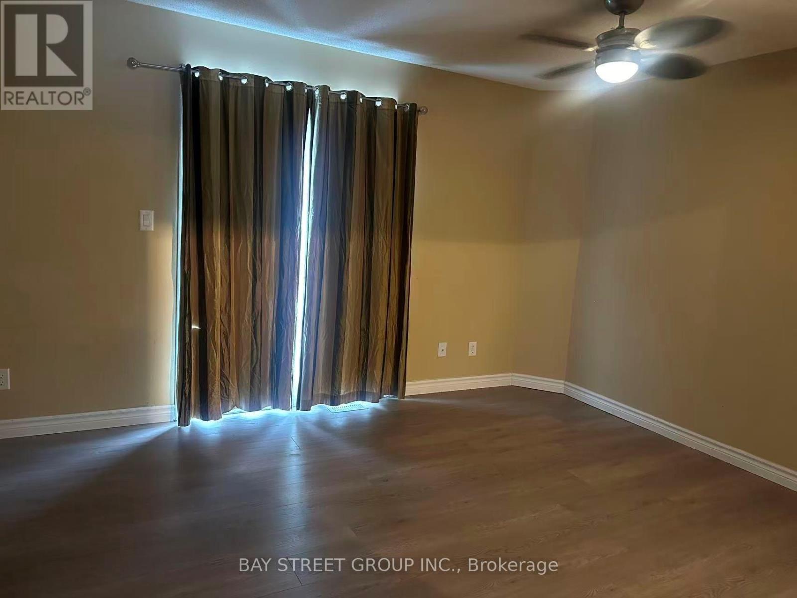 135 Walmer Gardens, London North, ON - Indoor Photo Showing Other Room