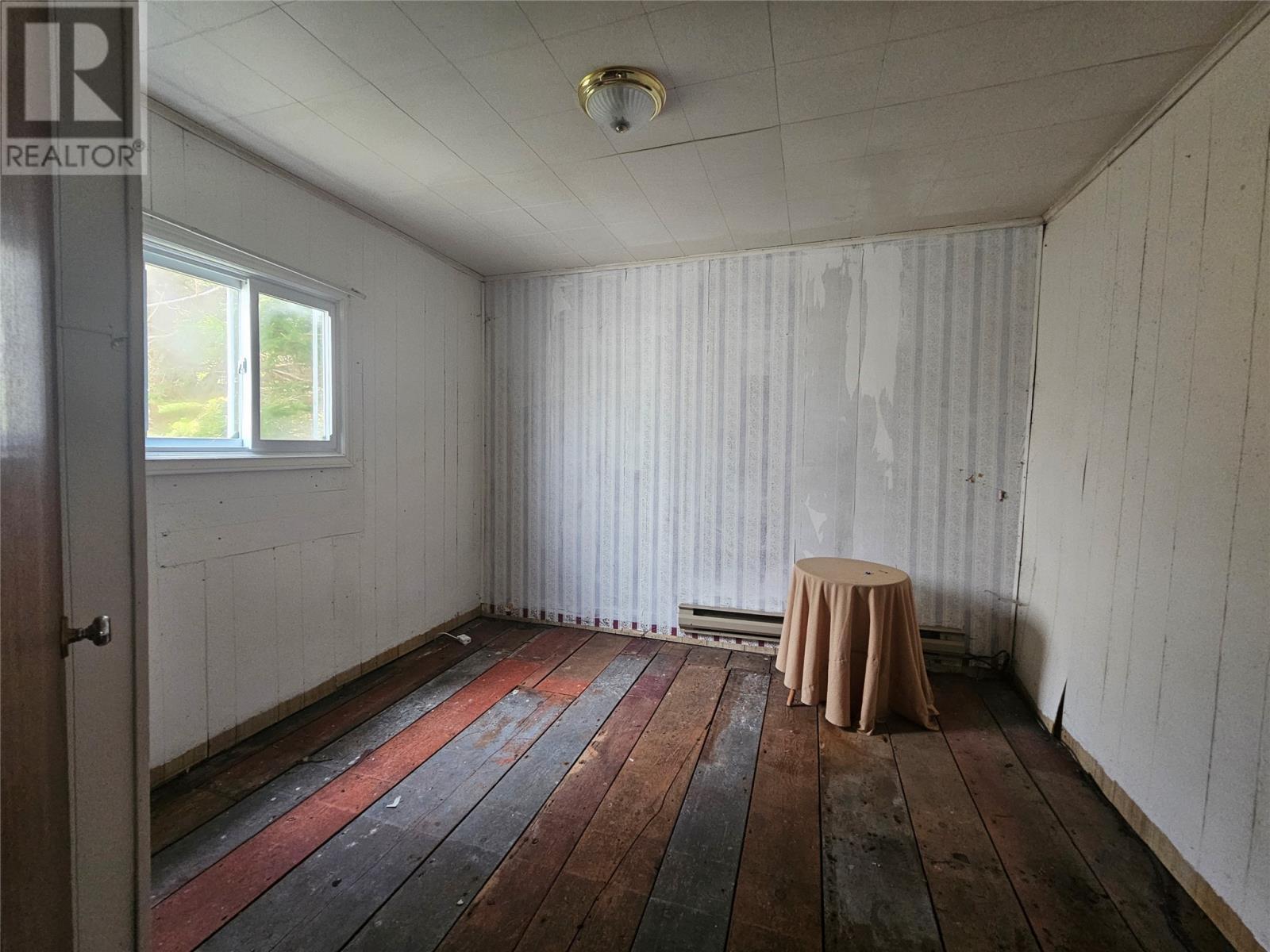 633 Main Street, Burin, NL - Indoor Photo Showing Other Room