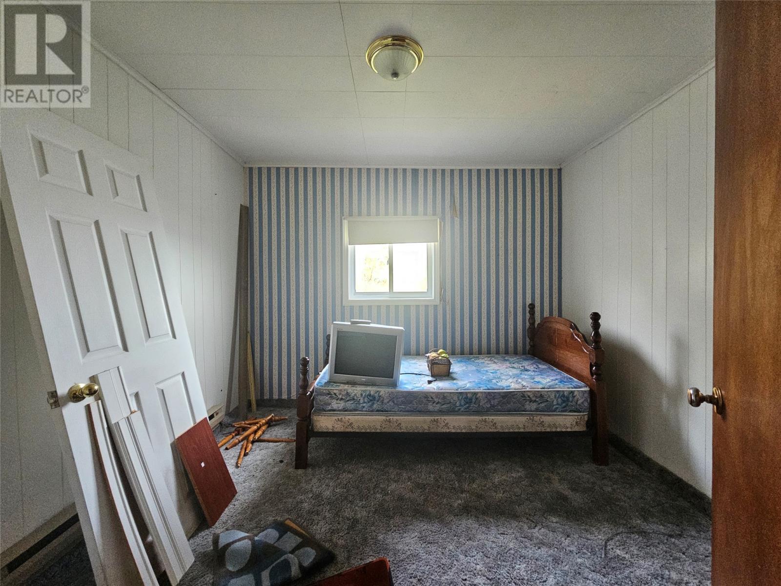633 Main Street, Burin, NL - Indoor Photo Showing Bedroom