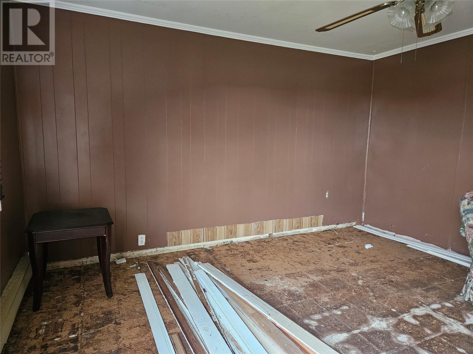 633 Main Street, Burin, NL - Indoor Photo Showing Other Room