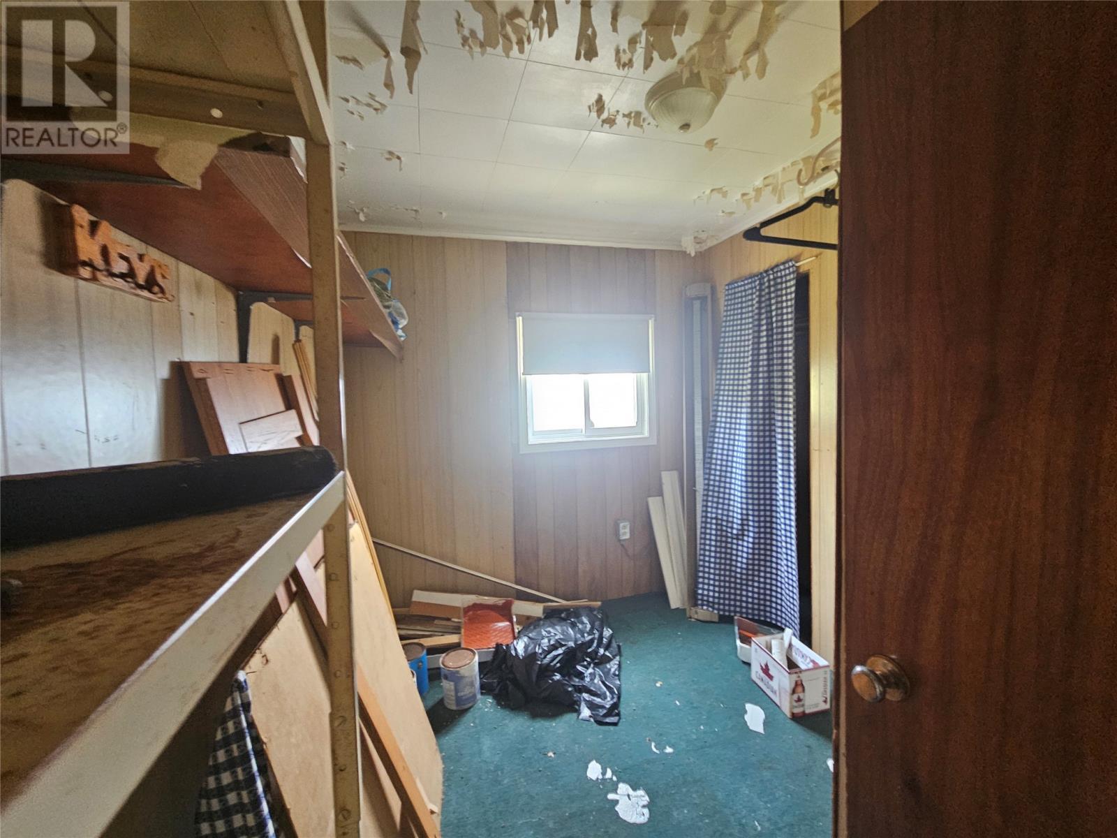 633 Main Street, Burin, NL - Indoor