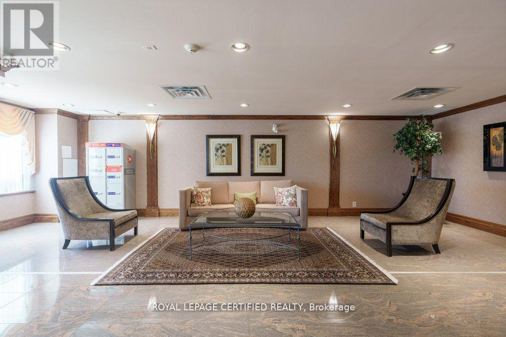 317 - 65 Via Rosedale, Brampton, ON - Indoor Photo Showing Other Room