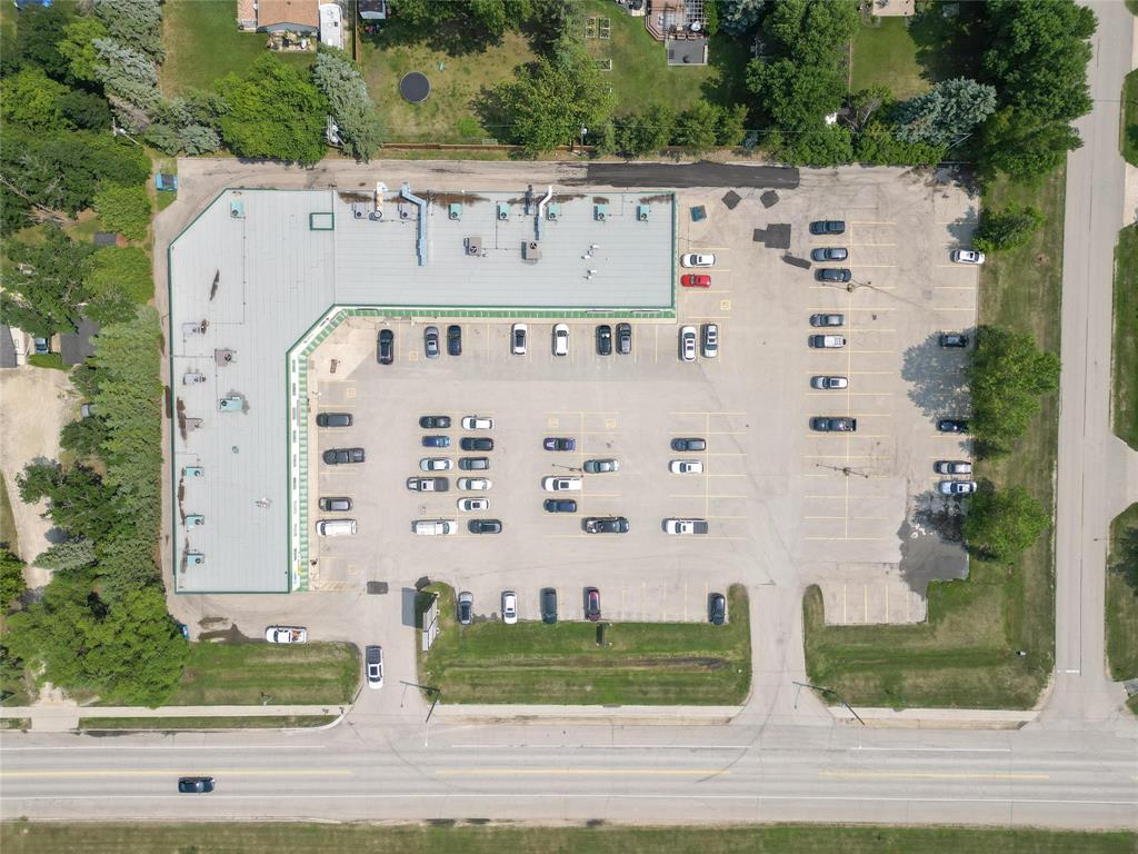 209 449 Main Street, Oakbank, MB