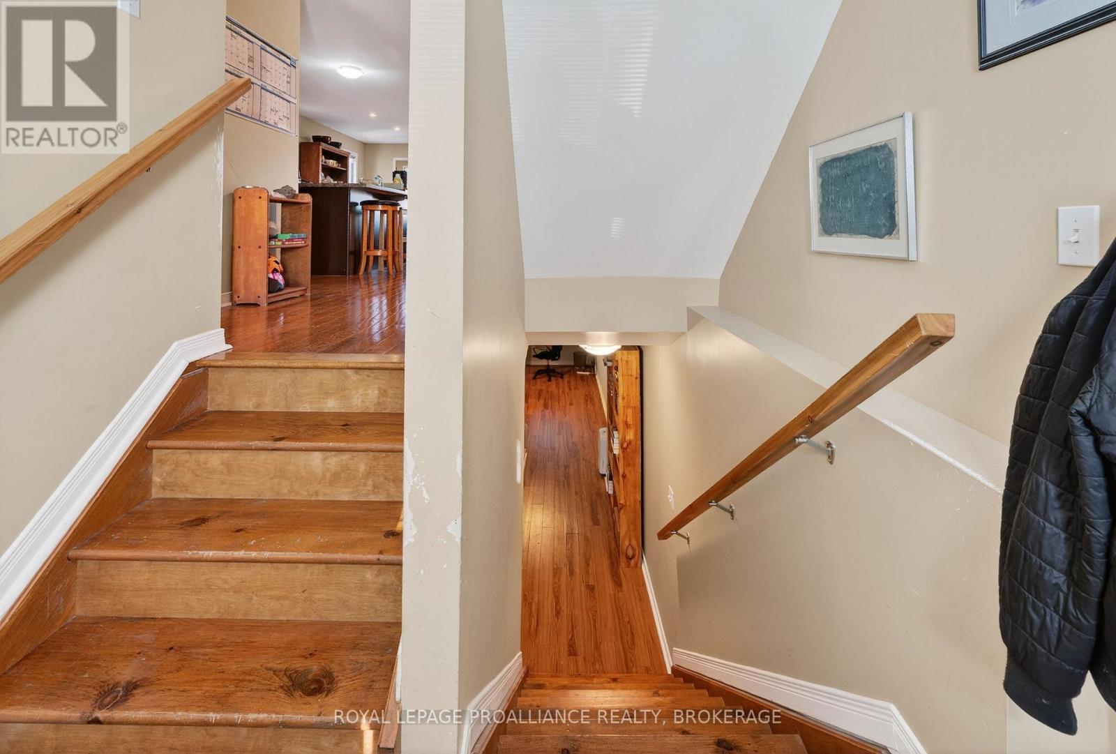 23 Charles Street, Kingston (East Of Sir John A. Blvd), ON - Indoor Photo Showing Other Room