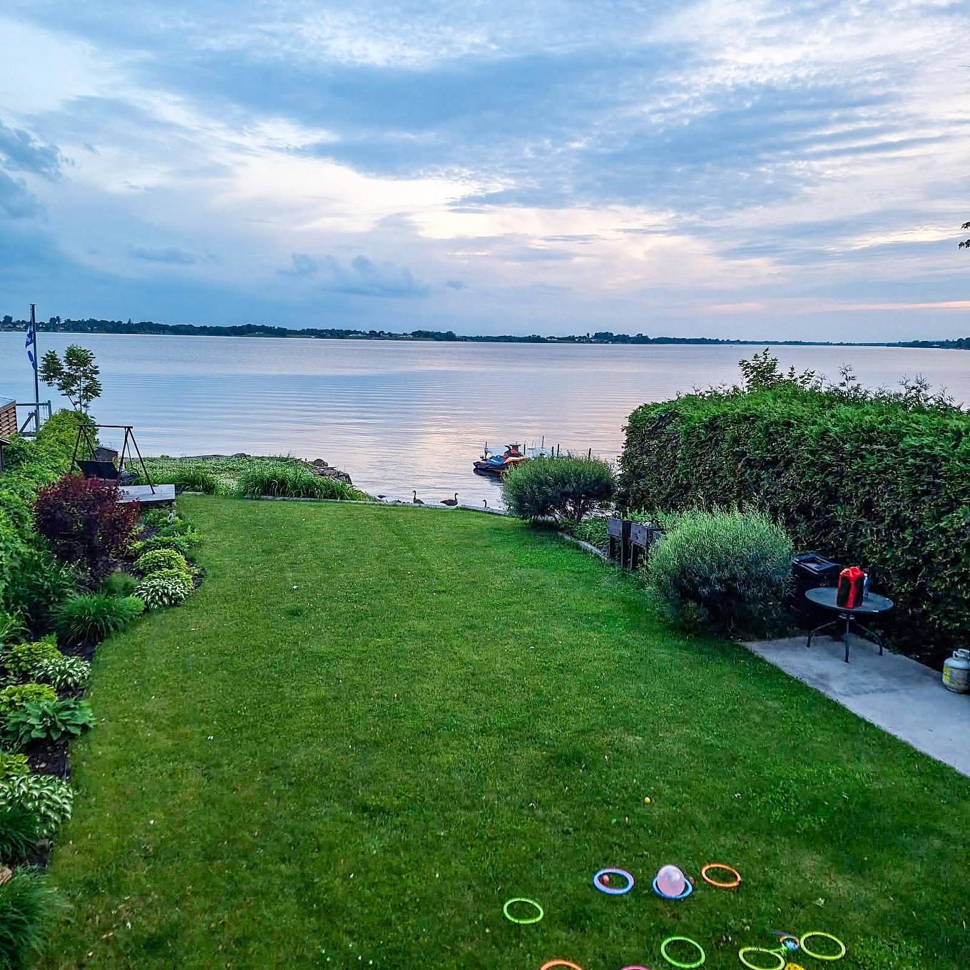 Waterfront - 30 Rue Paquette, Grenville-Sur-La-Rouge, QC - Outdoor With Body Of Water With View