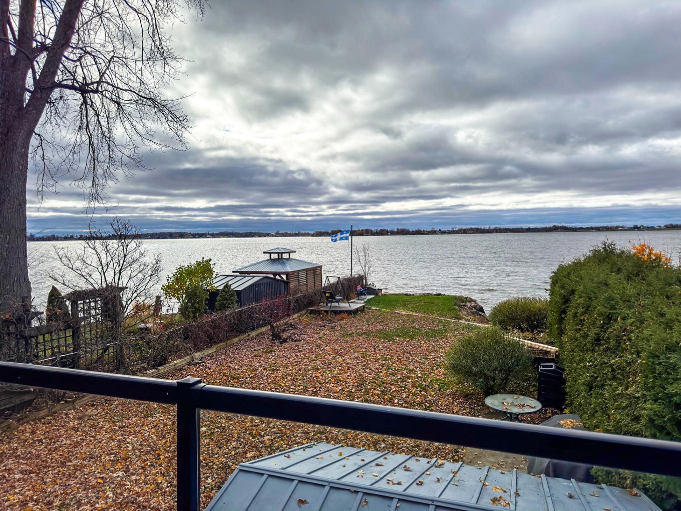 Water view - 30 Rue Paquette, Grenville-Sur-La-Rouge, QC - Outdoor With Body Of Water With View