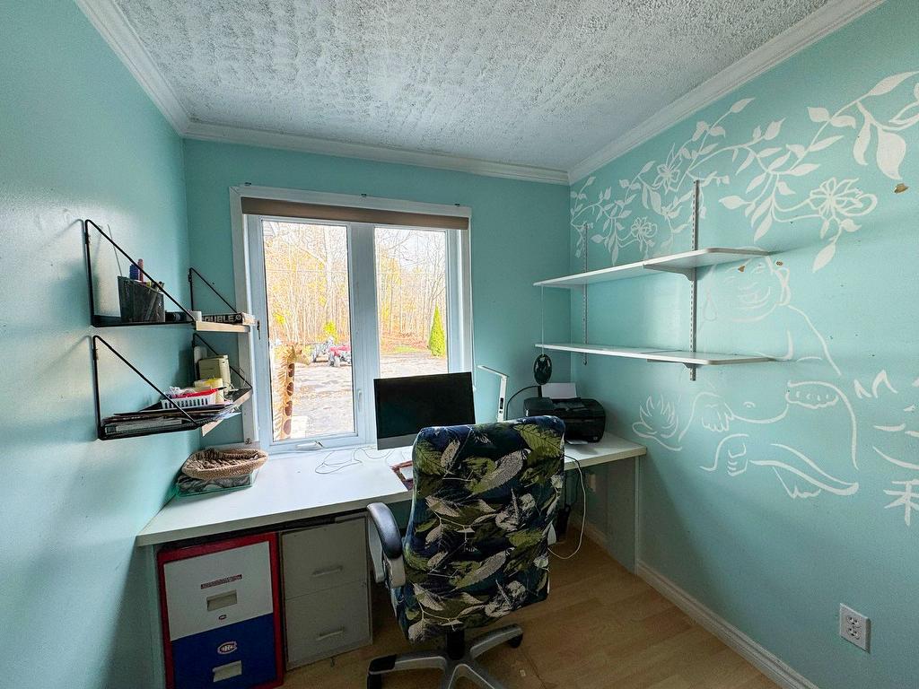 Bedroom - 30 Rue Paquette, Grenville-Sur-La-Rouge, QC - Indoor Photo Showing Office