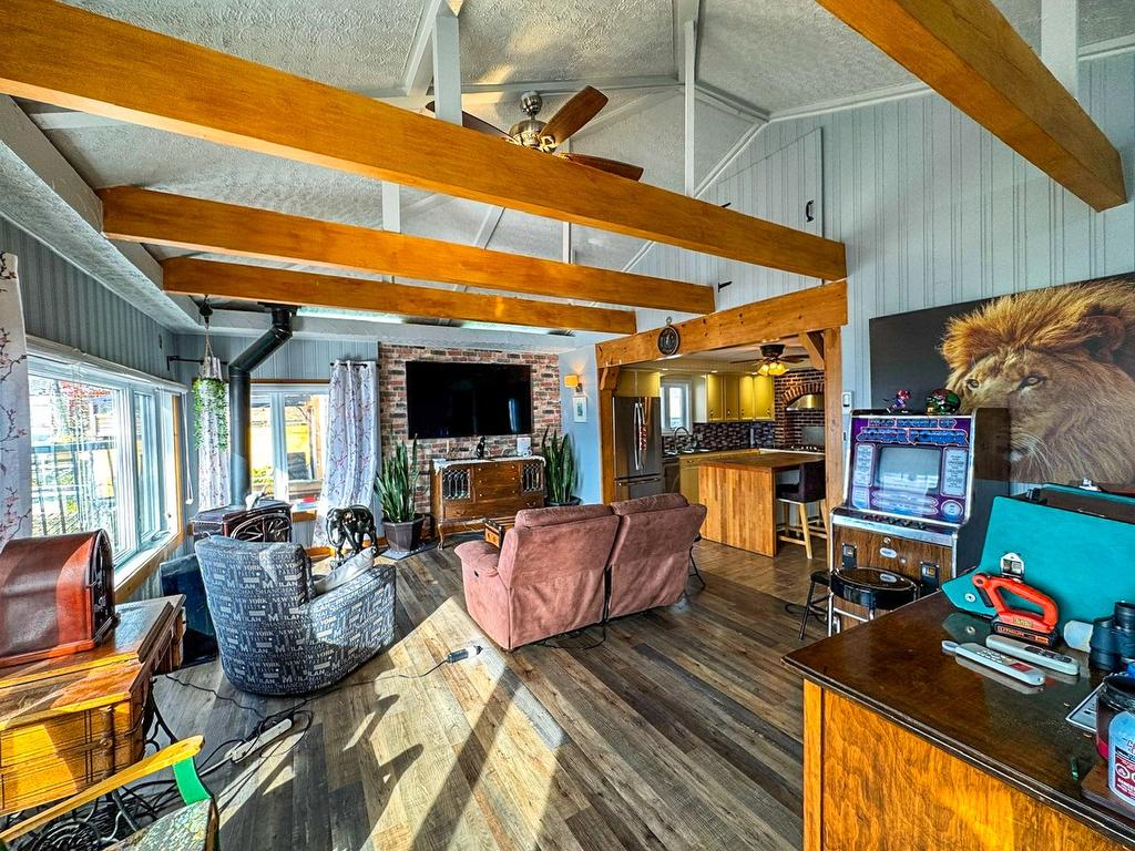 Living room - 30 Rue Paquette, Grenville-Sur-La-Rouge, QC - Indoor Photo Showing Living Room With Fireplace