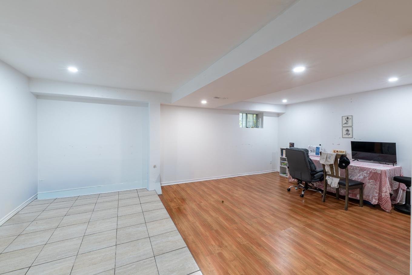 Family room - 3440 Rue Gélineau, Longueuil (Saint-Hubert), QC - Indoor Photo Showing Basement