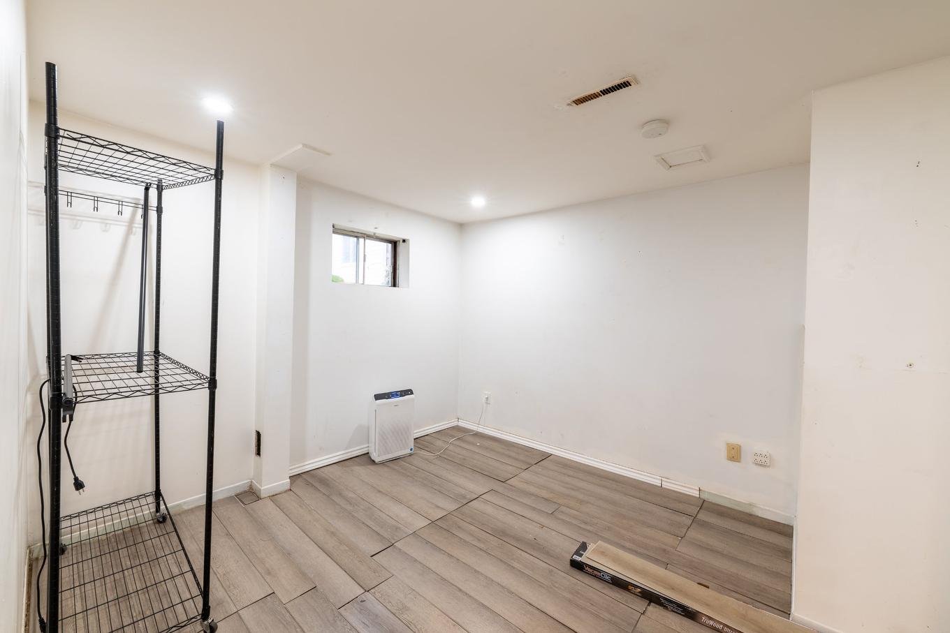 Bedroom - 3440 Rue Gélineau, Longueuil (Saint-Hubert), QC - Indoor Photo Showing Other Room