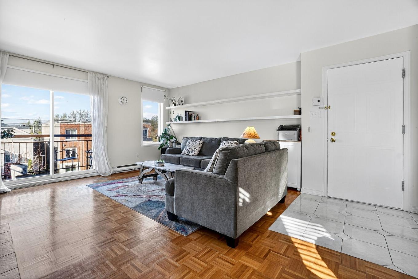 Salon - 7558 Rue Broadway, Montréal (Lasalle), QC - Indoor Photo Showing Living Room