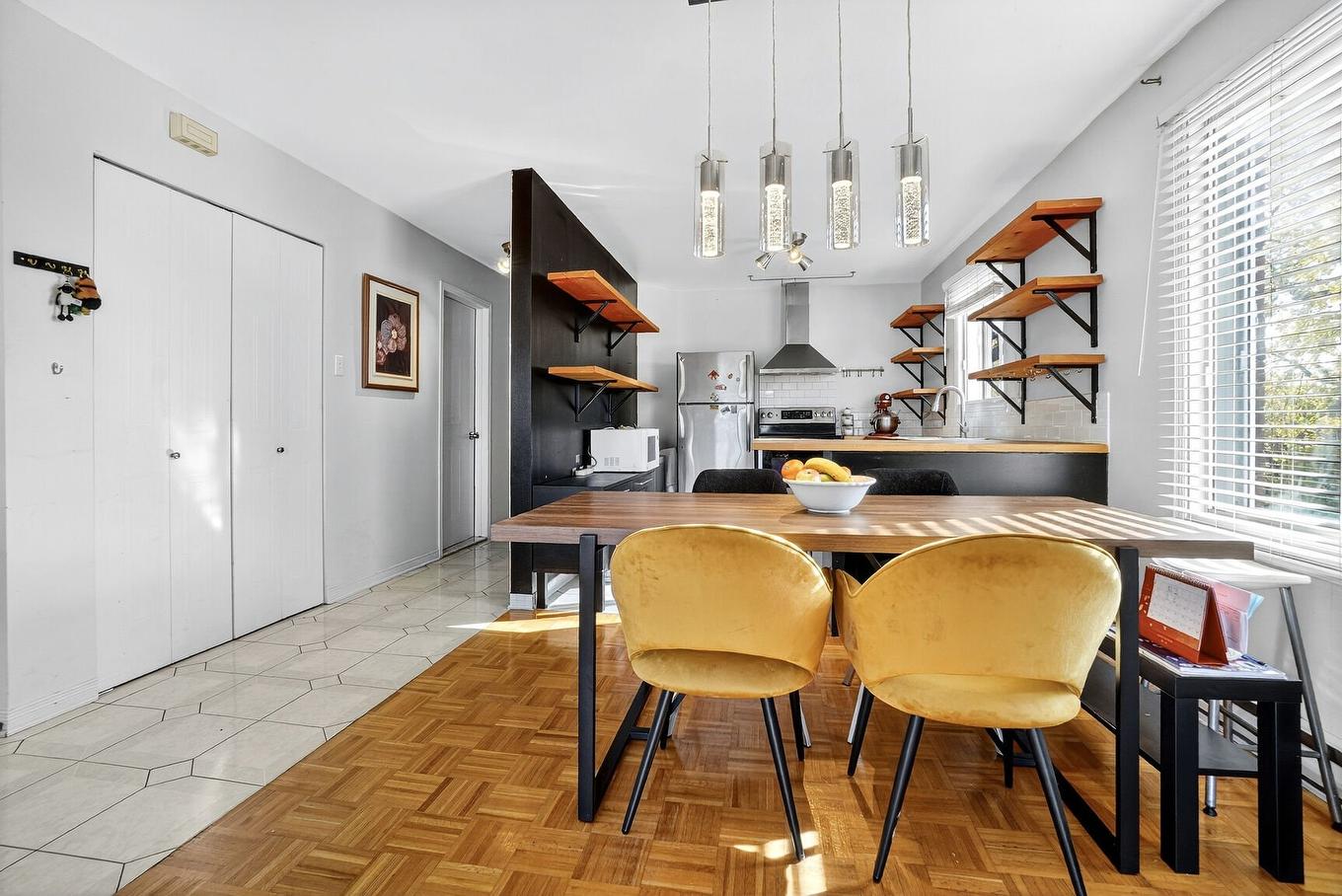 Salle à manger - 7558 Rue Broadway, Montréal (Lasalle), QC - Indoor Photo Showing Dining Room