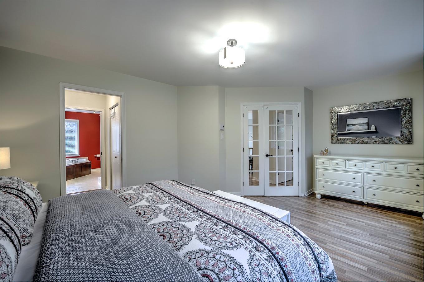 Chambre à coucher principale - 2132 Rue Du Vallon, Saint-Jérôme, QC - Indoor Photo Showing Bedroom