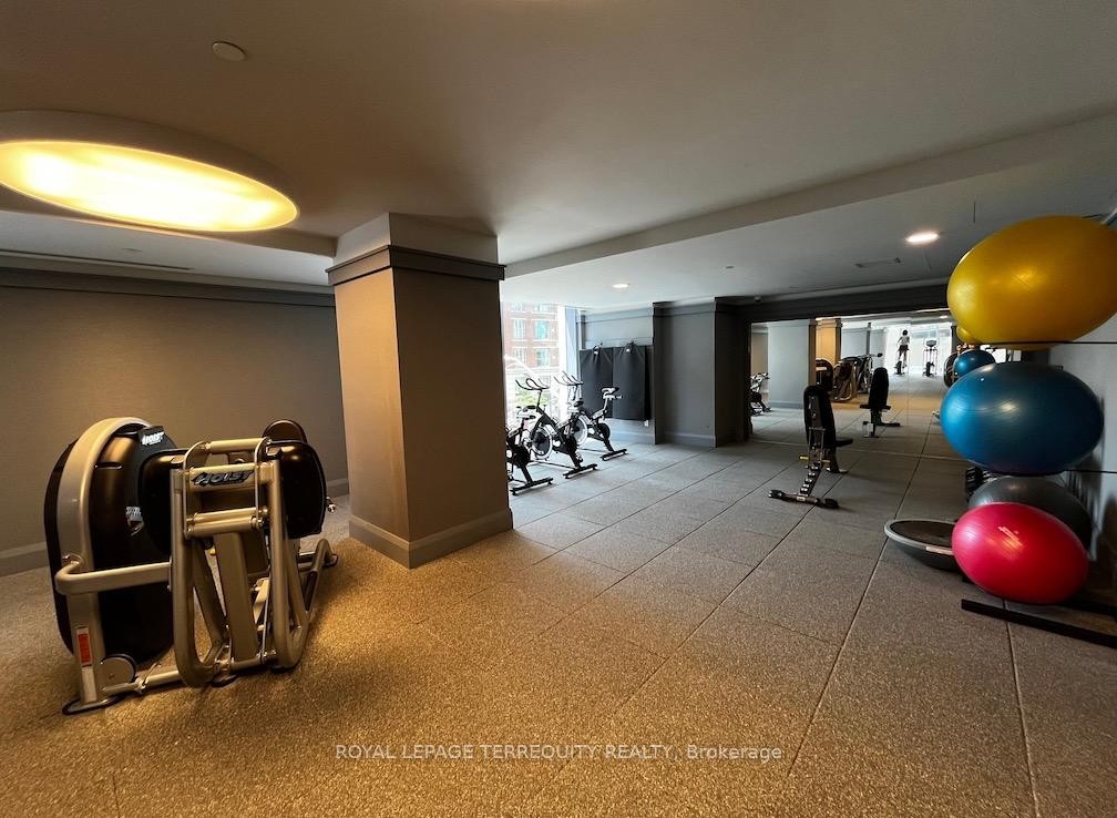 1609-188 Cumberland Street, Toronto, ON - Indoor