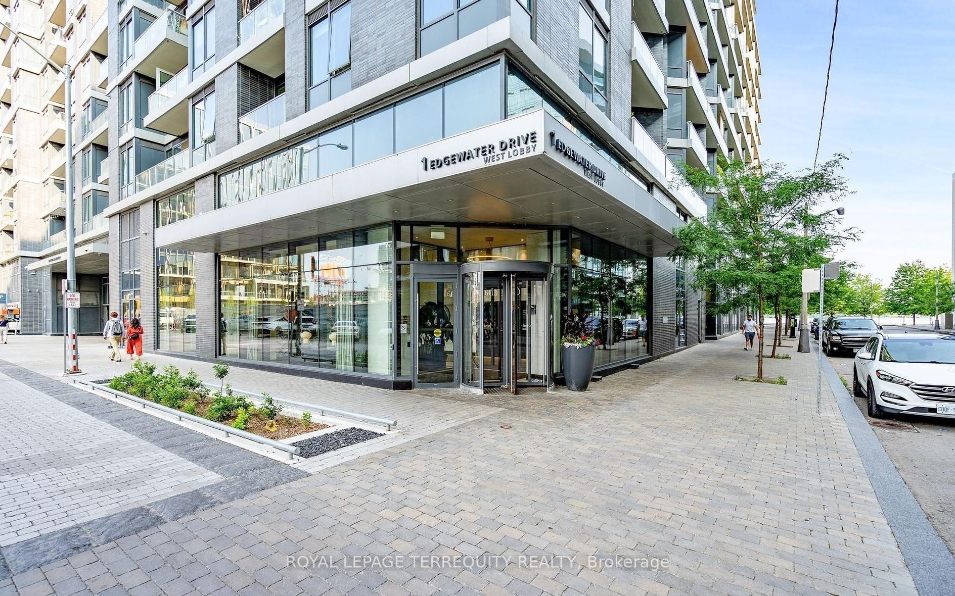 307-1 Edgewater Drive, Toronto, ON - Outdoor With Balcony