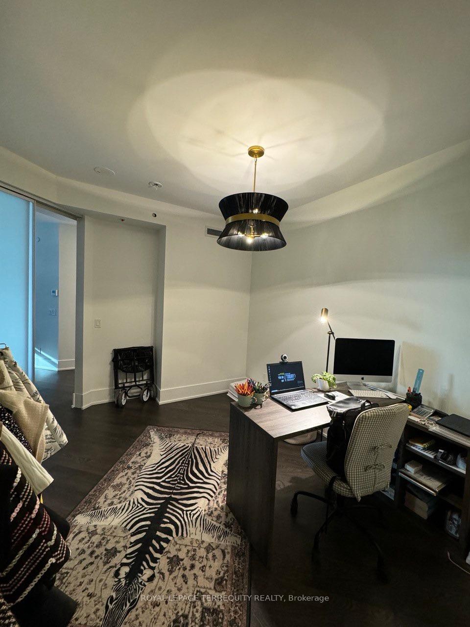 307-1 Edgewater Drive, Toronto, ON - Indoor Photo Showing Office