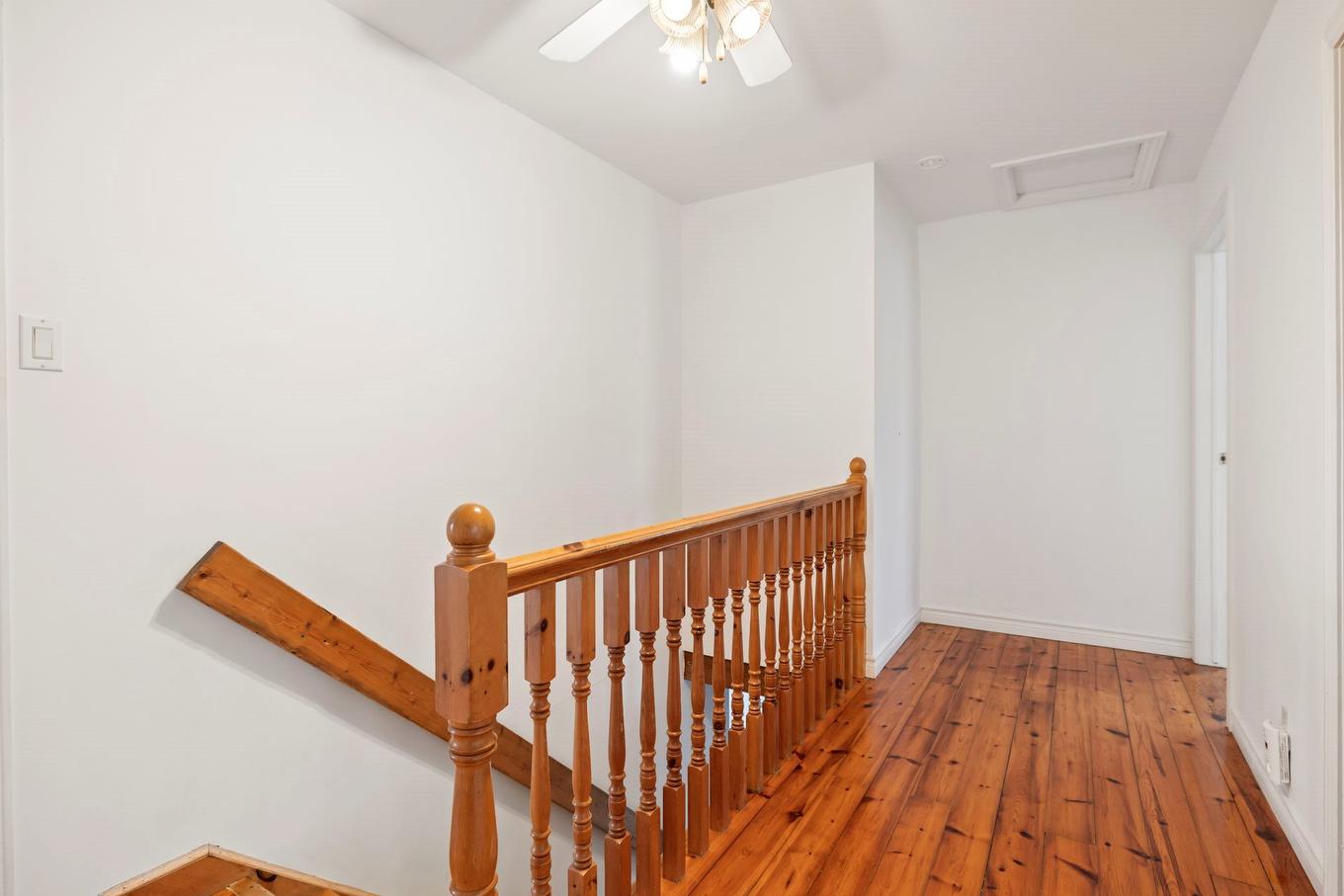 Passageway - 19 Rue Céline N., Rigaud, QC - Indoor Photo Showing Other Room