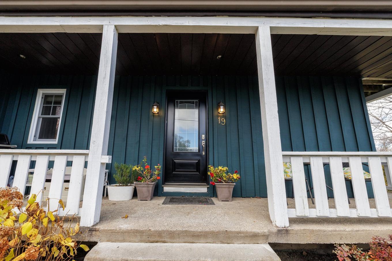 Frontage - 19 Rue Céline N., Rigaud, QC - Outdoor With Deck Patio Veranda