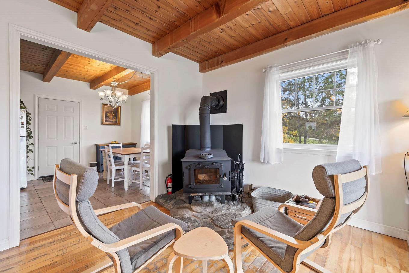 Living room - 19 Rue Céline N., Rigaud, QC - Indoor