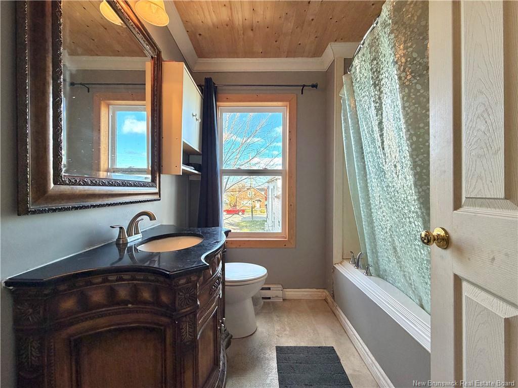 320 St. Andrew St, Bathurst, NB