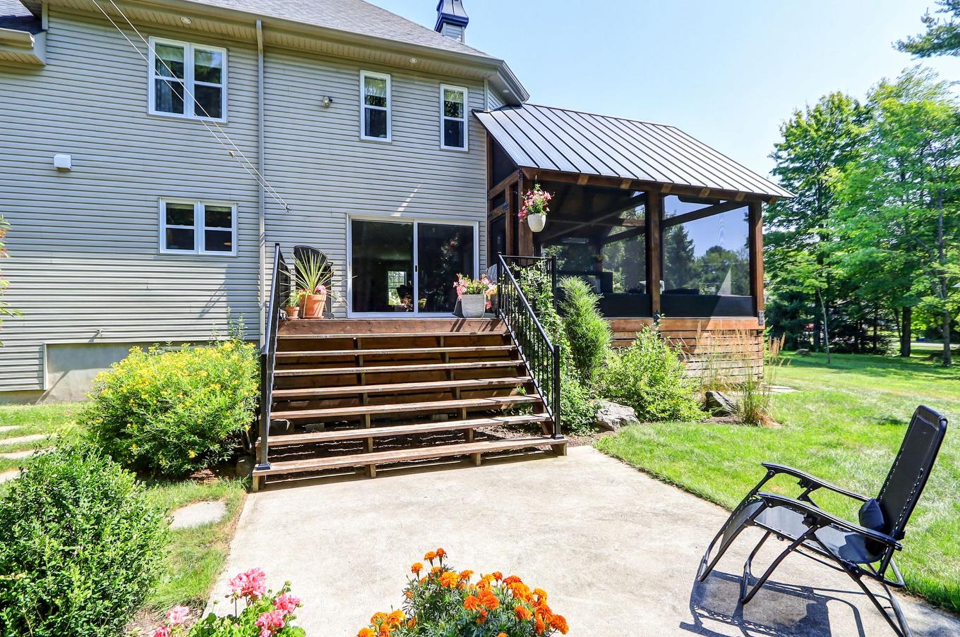 Backyard - 1091 Rue Du Cardinal, Saint-Jérôme, QC - Outdoor