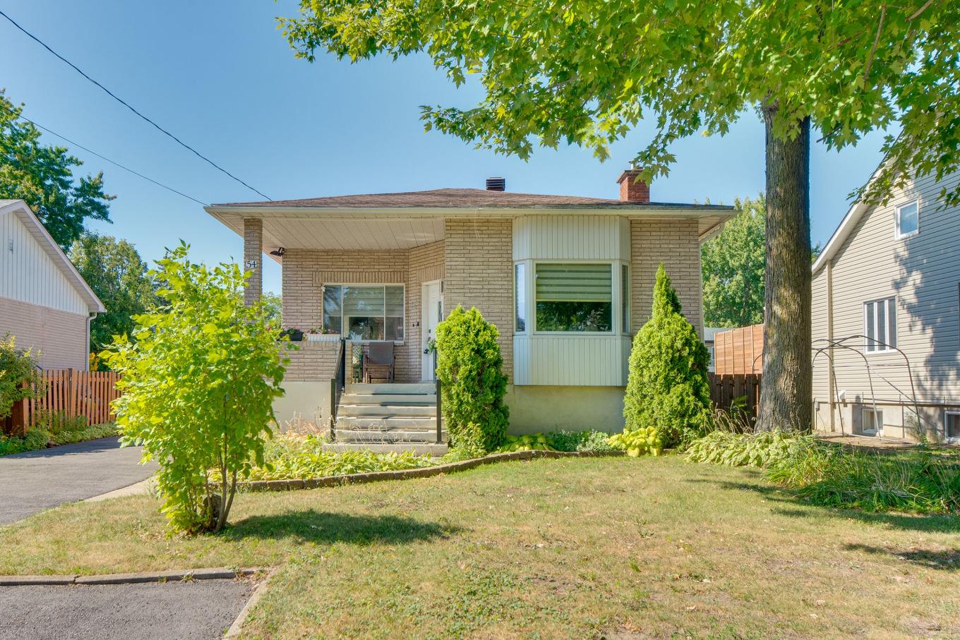 Façade - 54 2E Avenue N., Montréal (Pierrefonds-Roxboro), QC - Outdoor