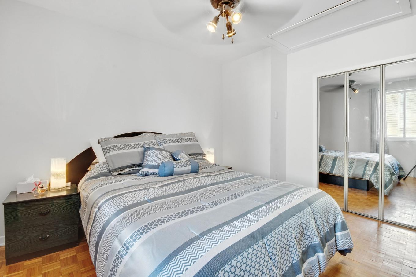 Chambre à coucher principale - 54 2E Avenue N., Montréal (Pierrefonds-Roxboro), QC - Indoor Photo Showing Bedroom