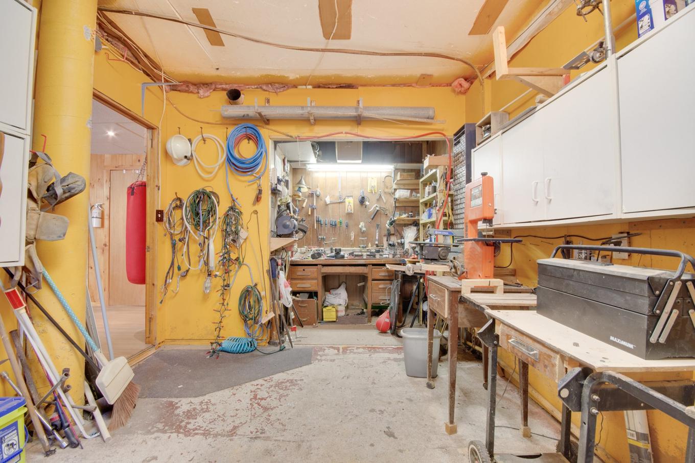 Atelier - 54 2E Avenue N., Montréal (Pierrefonds-Roxboro), QC - Indoor