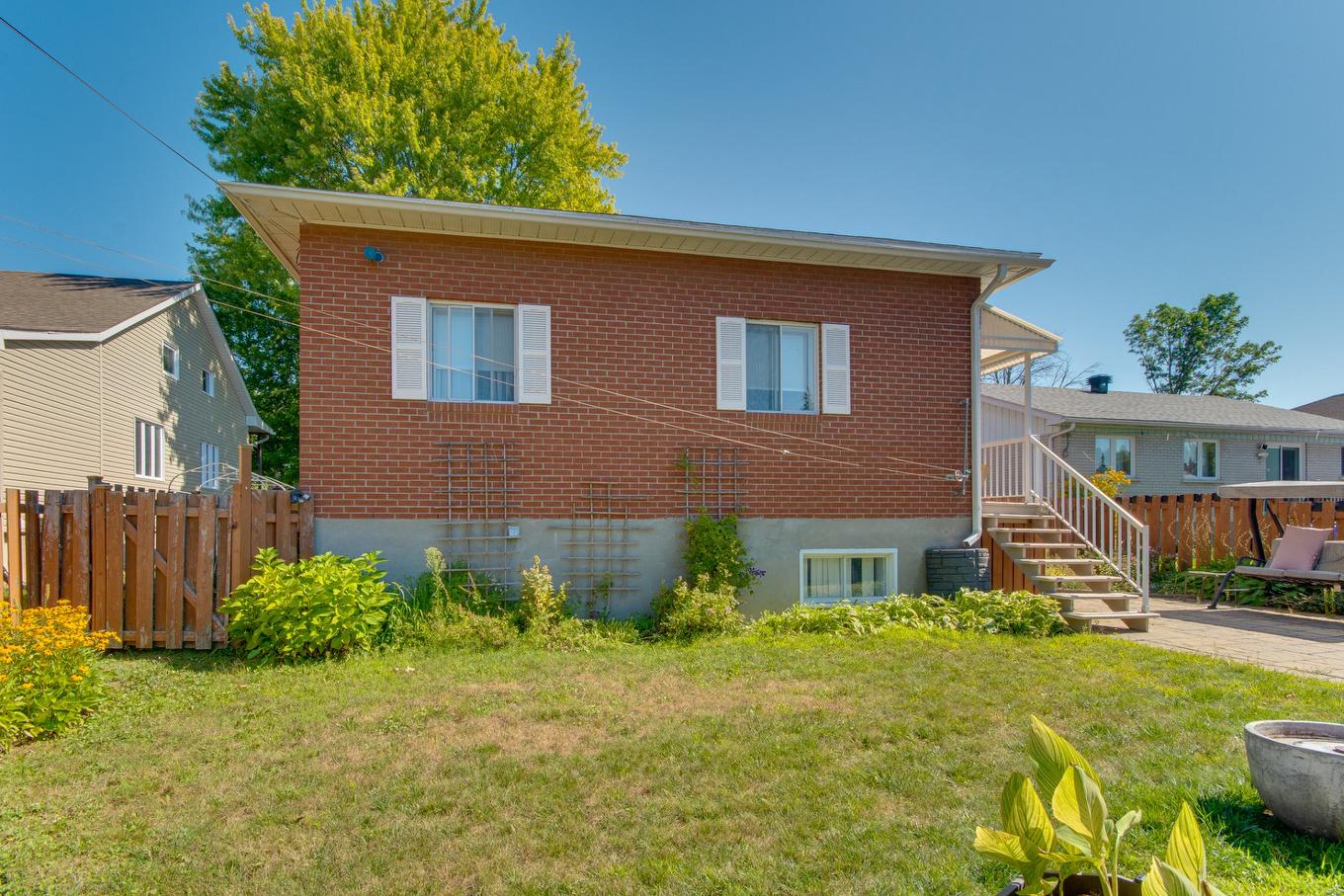 Extérieur - 54 2E Avenue N., Montréal (Pierrefonds-Roxboro), QC - Outdoor With Exterior