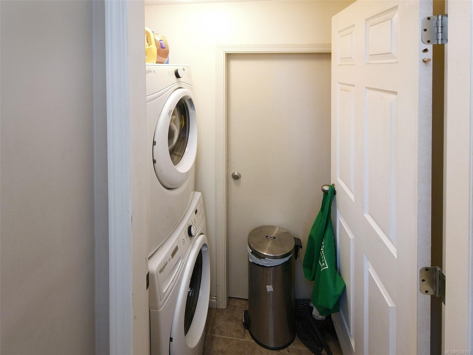 3944 Rainbow St, Saanich, BC