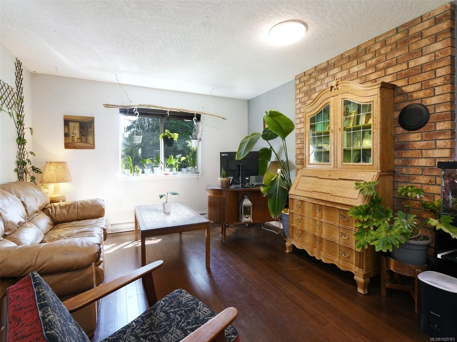 3944 Rainbow St, Saanich, BC