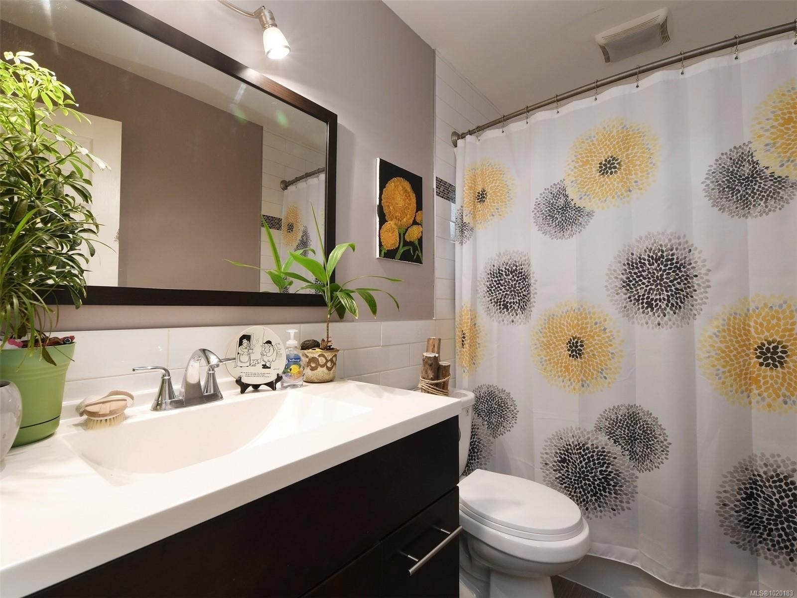 3944 Rainbow St, Saanich, BC