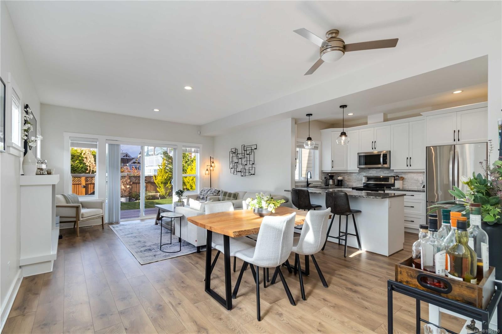 1182 Sikorsky Rd, Langford, BC