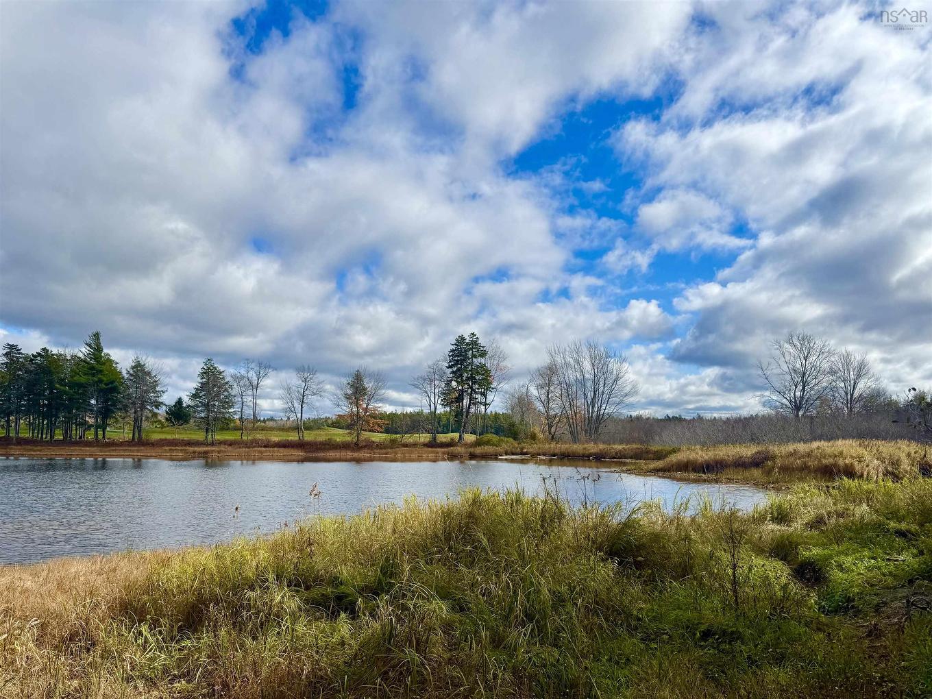 60 Lakeridge Drive, Beaver Bank, NS