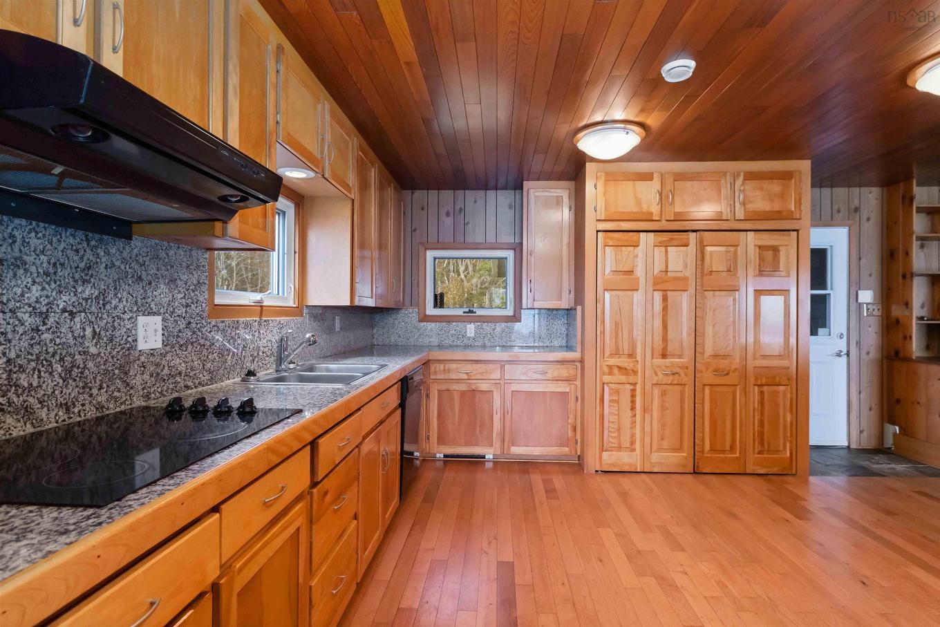 6969 Highway 3, Hunts Point, NS