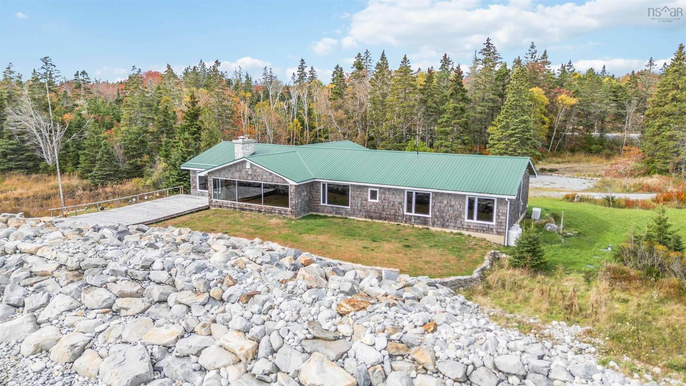 6969 Highway 3, Hunts Point, NS