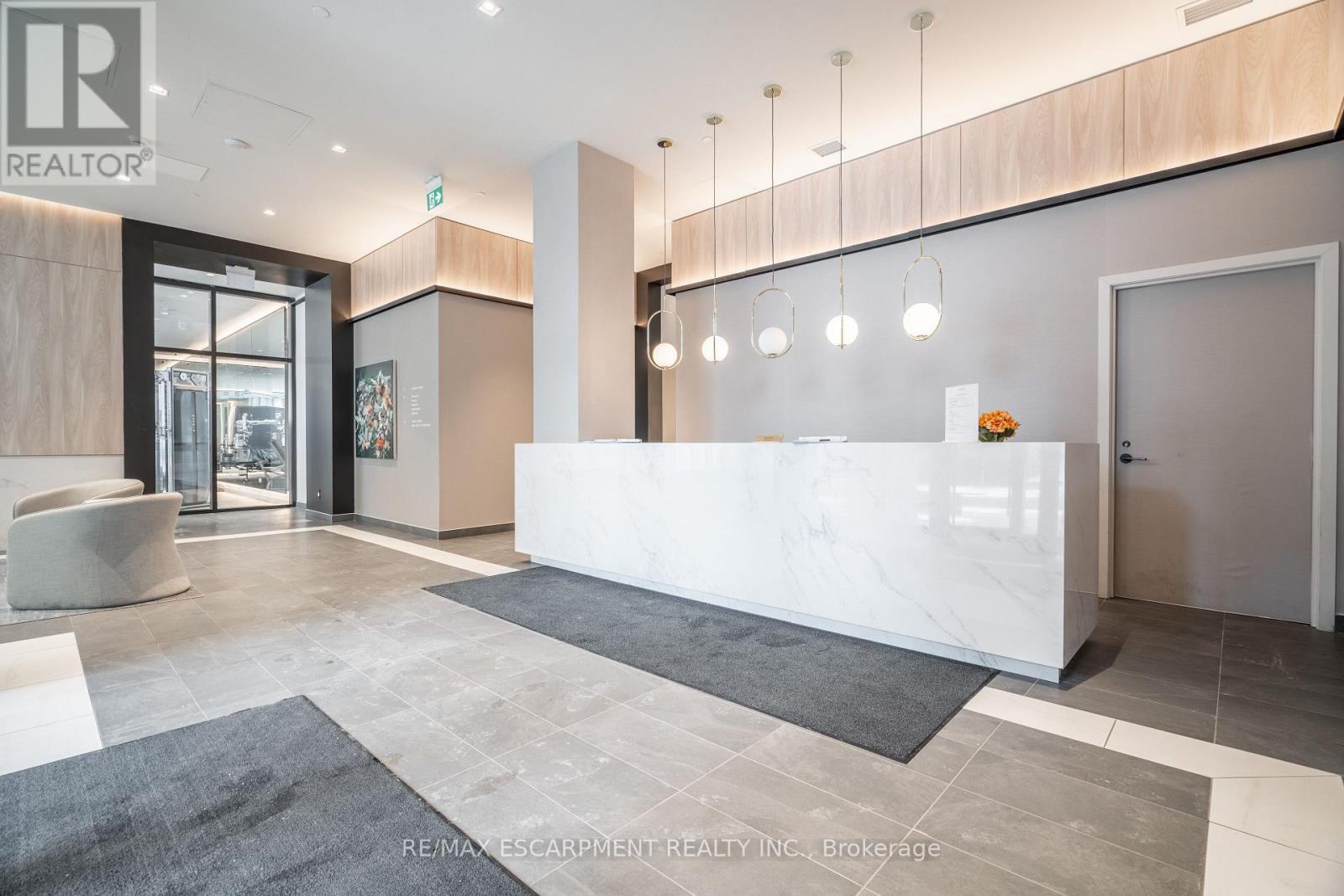 1504 - 1 Jarvis Street, Hamilton, ON - Indoor Photo Showing Other Room