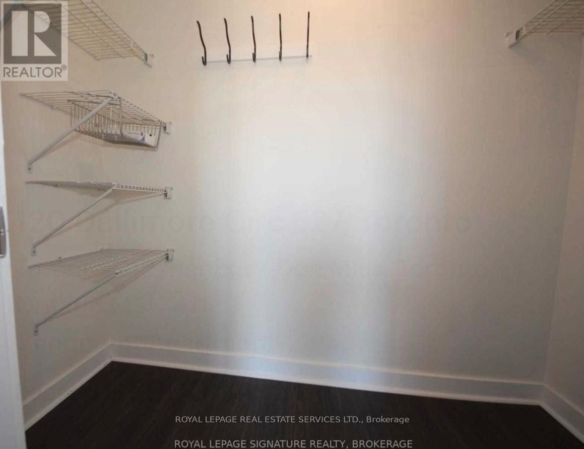 527 - 120 Dallimore Circle, Toronto, ON - Indoor With Storage