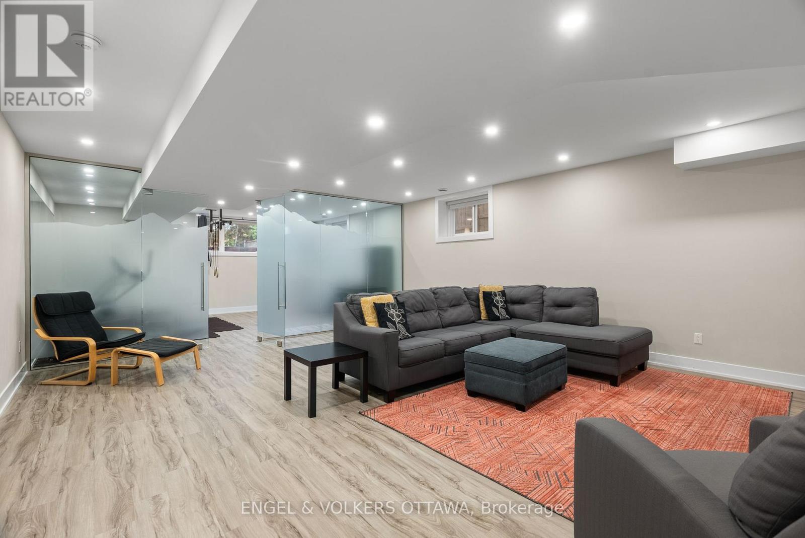 190 Northwestern Avenue, Ottawa, ON - Indoor Photo Showing Basement