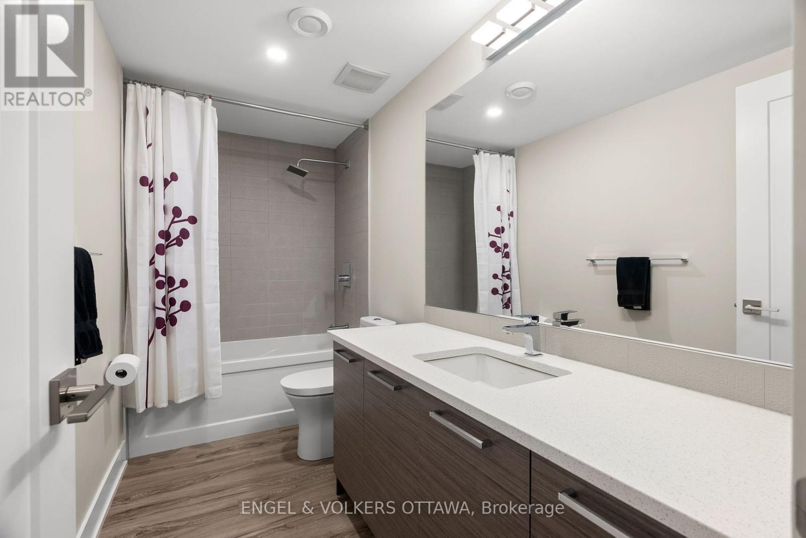 190 Northwestern Avenue, Ottawa, ON - Indoor Photo Showing Bathroom