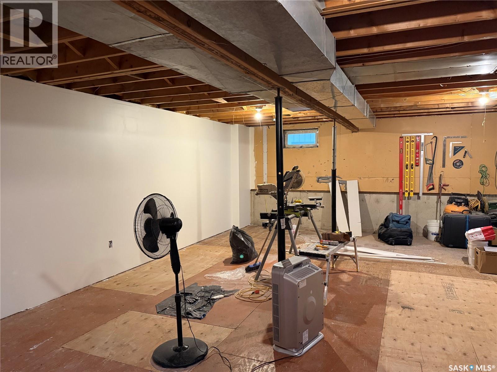 912 Larson Crescent, Eston, SK - Indoor Photo Showing Basement