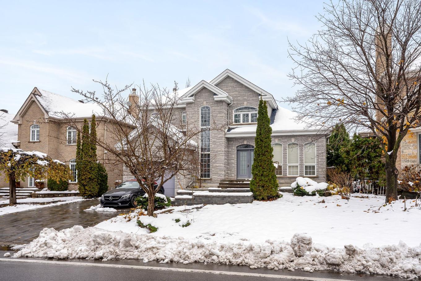 Façade - 1245 Boul. Mattawa, Laval (Fabreville), QC - Outdoor